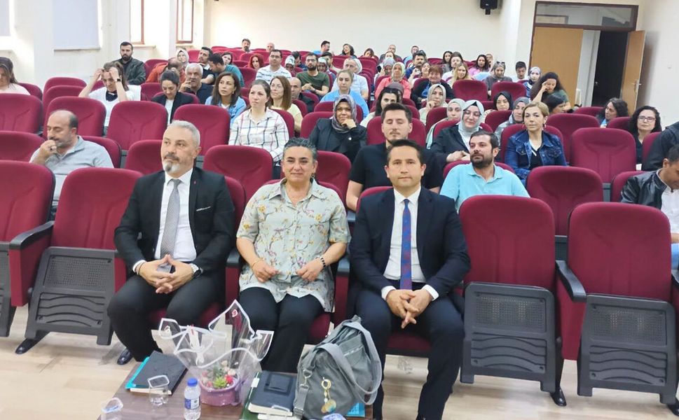 Rehber Öğretmenlere “Psikolojik İyi Oluş” Konferansı