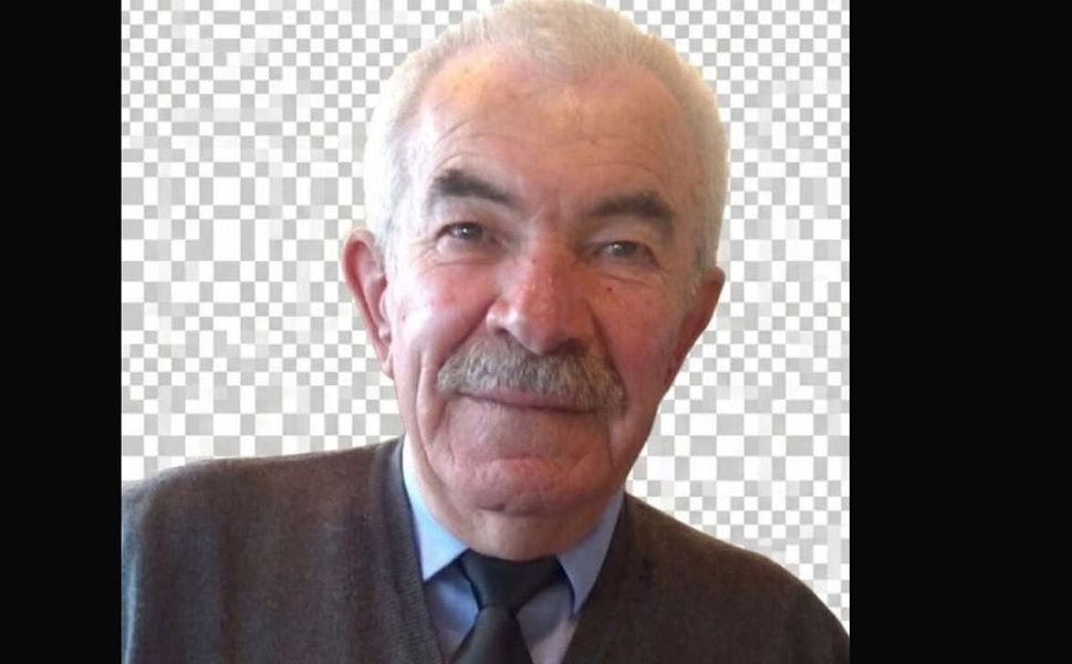 Emekli Öğretmen Necati Ege hayatını kaybetti