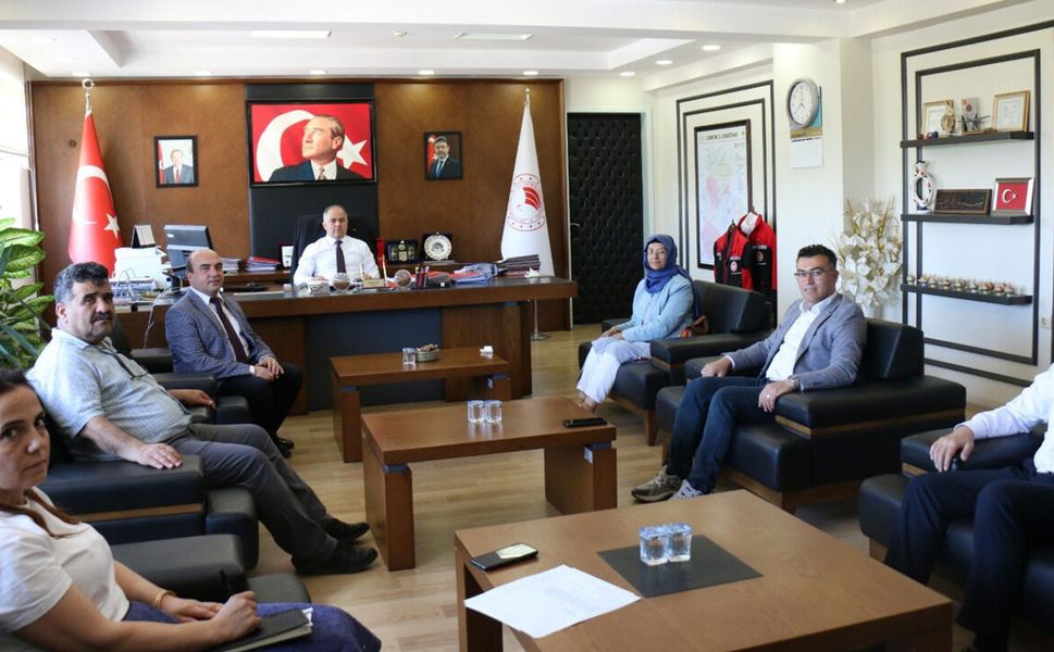 ÇÖLYAK Derneği’nden faaliyetleri Hasan Taş ile paylaşıldı