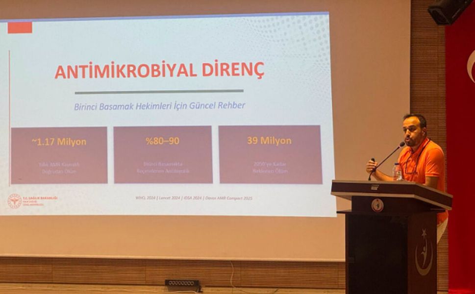 Çorum'da Aile Hekimlerine “Tek Sağlık ve Akılcı İlaç Kullanımı” Eğitimi