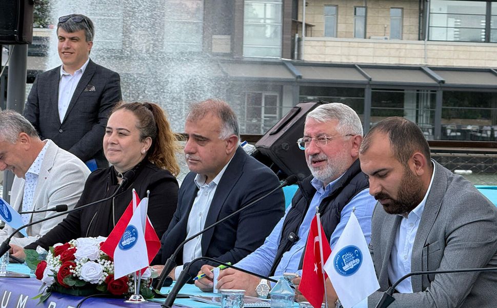Başkan Aşgın vatandaşın sorunlarını dinledi