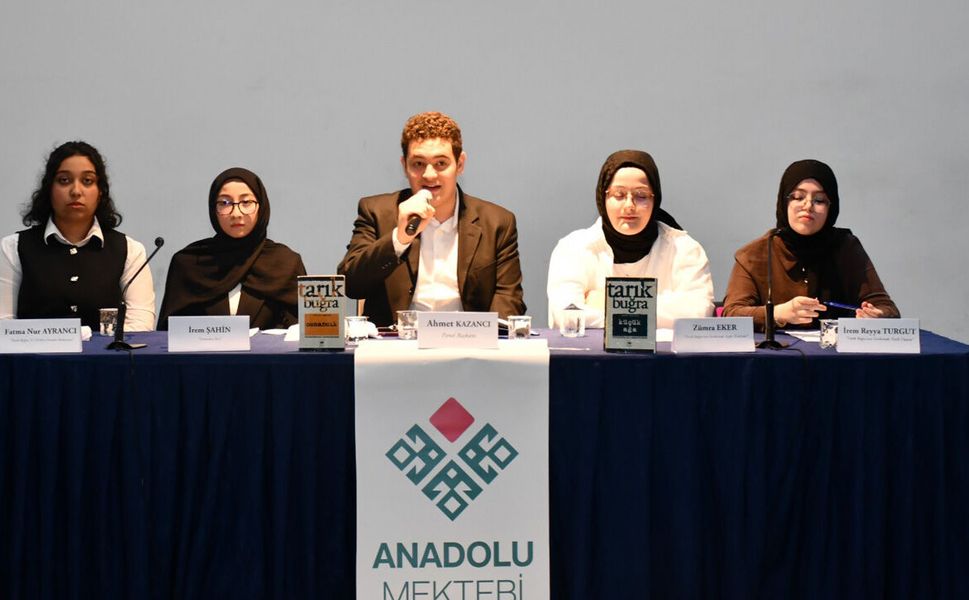 Çorum’da Anadolu Mektebi Tarık Buğra İl Paneli Düzenlendi