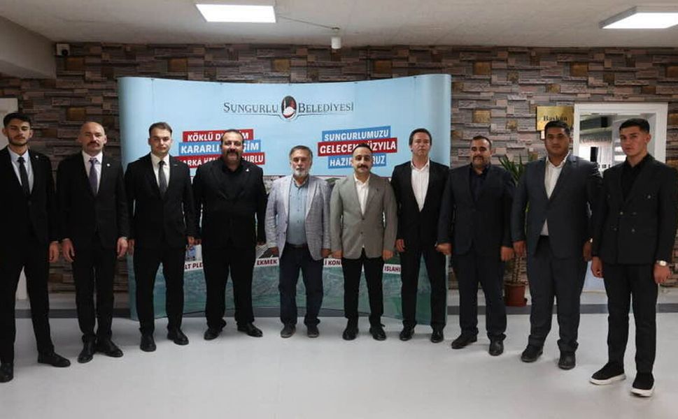 Ülkü Ocakları’ndan Sungurlu Belediyespor’a ziyaret