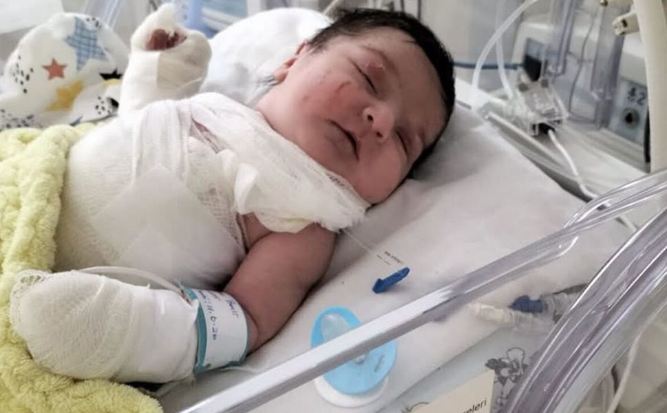 Henüz 20 günlüktü… Orhan bebek son yolculuğuna uğurlandı