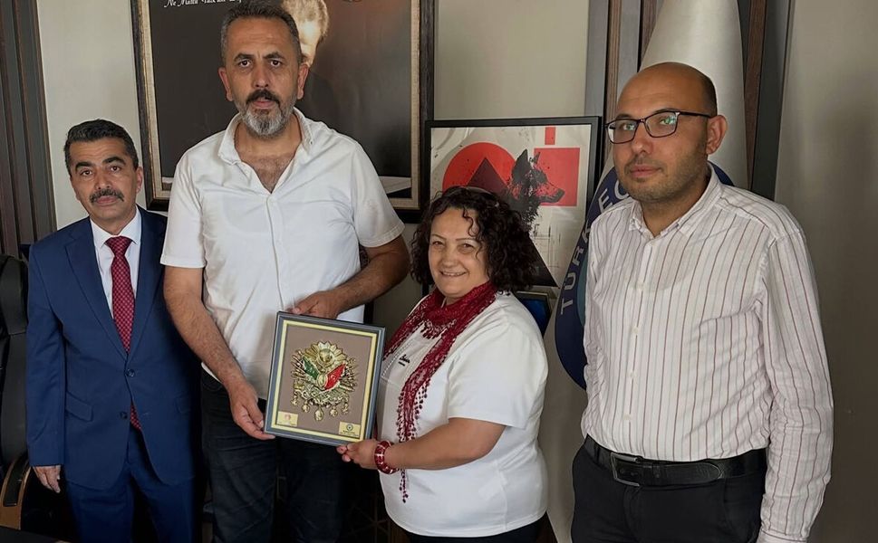 TÜRKAV ’dan Abdullah Güdek’e hayırlı olsun ziyareti