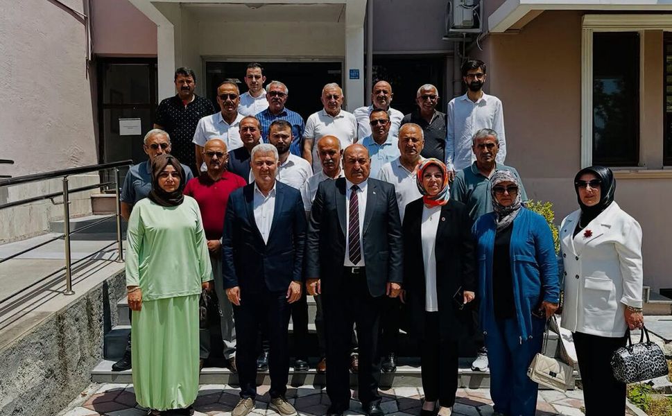 AK Parti Merkez İlçe teşkilatından Duran Bıyık’a hayırlı olsun ziyareti