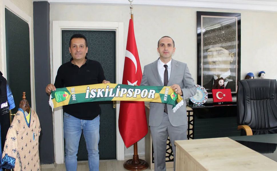 İskilipspor’dan Kaymakam Polat’a 100. yıl hatırası