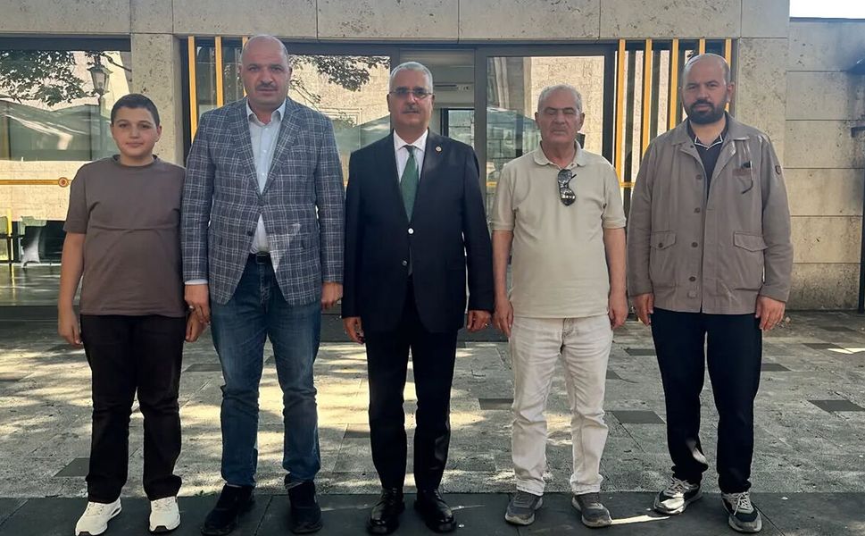 AK Parti Alaca teşkilatından milletvekillerine ziyaret