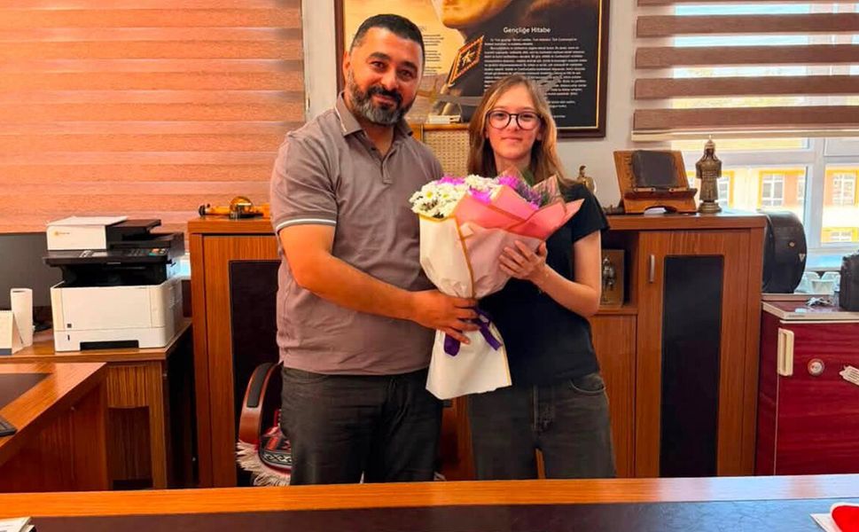 Feride Nur Demirtaş okulunda coşkuyla karşılandı