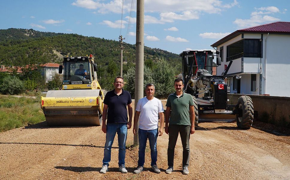 Gemici TOKİ’de asfalt öncesi yol hazırlıkları sürüyor