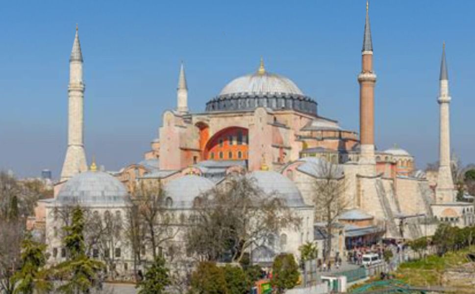 Ayasofya’nın 1.600 yılı aşan hikâyesi! 86 yıl sonra 24 Temmuz’da yeniden ibadete açıldı