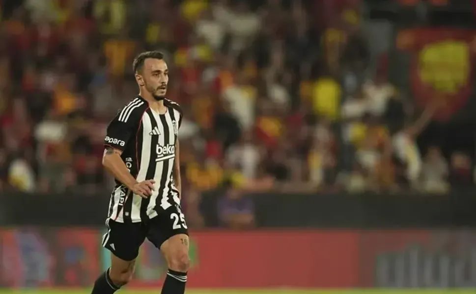 Beşiktaş transferi resmen duyurdu: Gökhan Sazdağı Çorum FK’ye transfer oldu