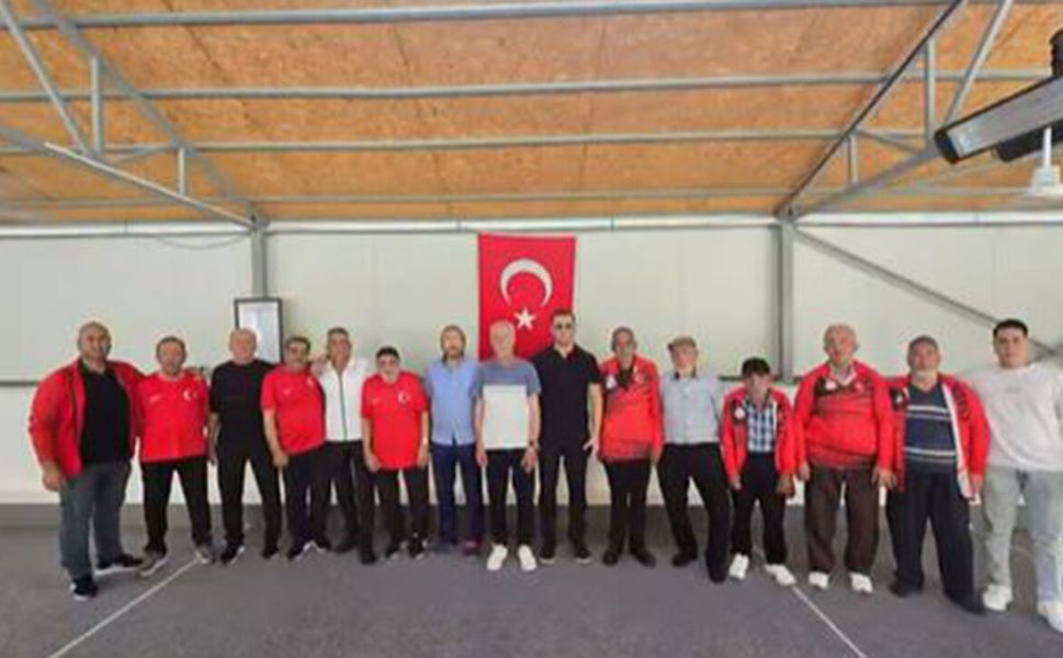 Huzur Bocce Ligi’nde dostluk kazandı