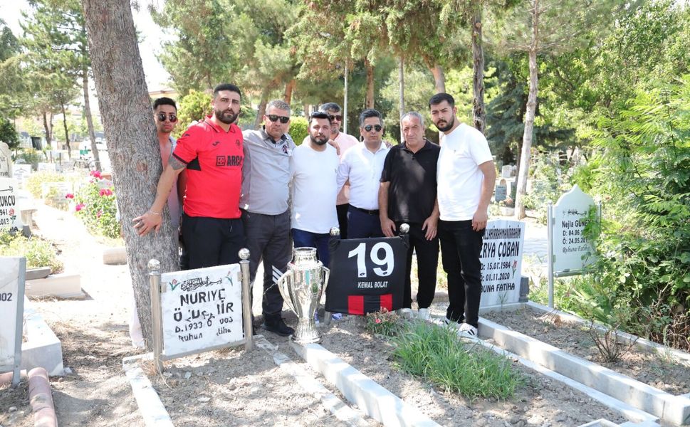 Arca Çorum FK’dan Kemal Bolat’a Şampiyonluk Vefası
