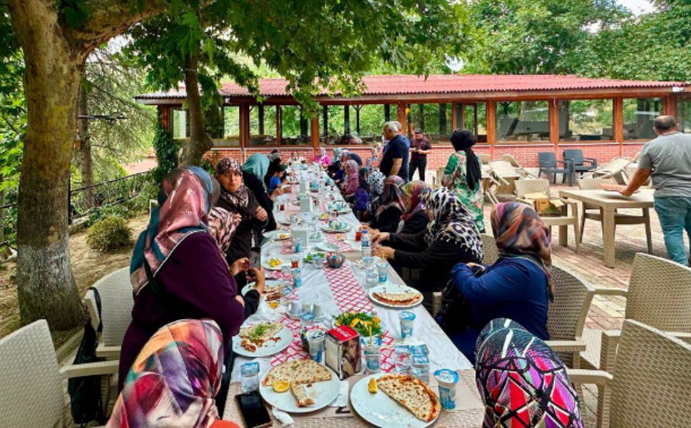 Başkan Çizikci, Ulaştepe Mahallesi sakinlerini gönül sofrasında ağırladı