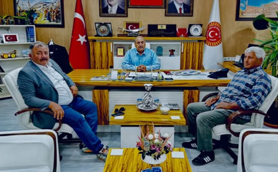 İbek Köyü Muhtarı’ndan Başkan Bıyık’a ziyaret