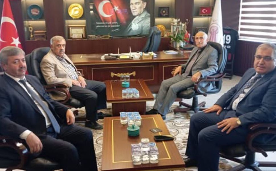 Başkan Ünlü’den Recep Gür’e hayırlı olsun ziyareti