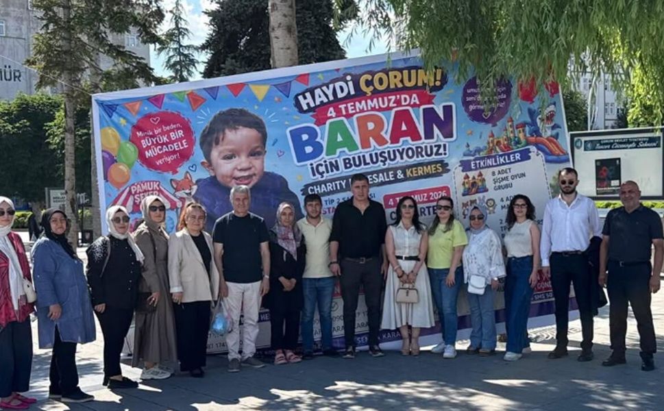 AK Parti Kadın Kolları’ndan Mustafa Baran’a destek