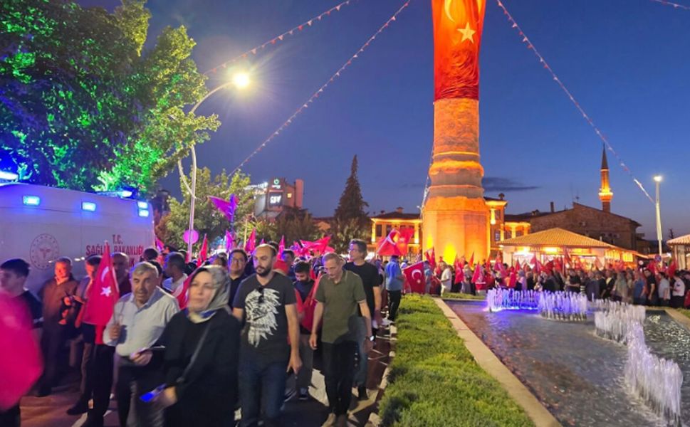Çorum’da 15 Temmuz için demokrasi yürüyüşü düzenlendi