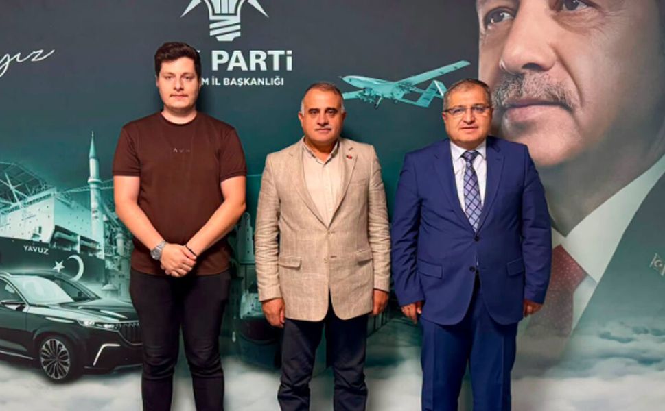 Başkan Ünlü’den AK Parti İl Başkanlığına ziyaret