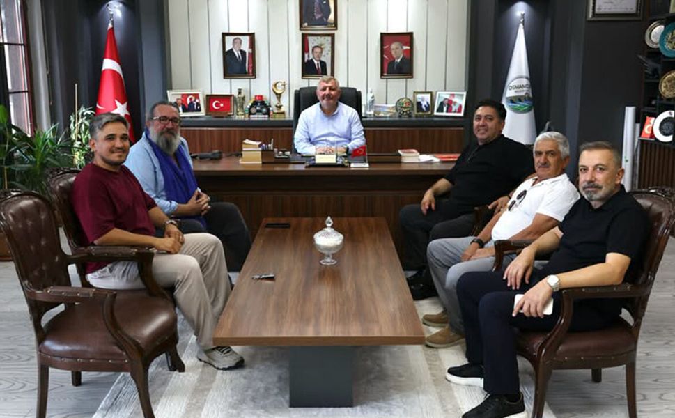 Sinema dünyasının önemli isimlerinden Başkan Gelgör’e ziyaret