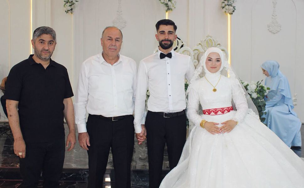 Başkan Şerif Arslan, Emirhan Gül ve Ayşenur çiftinin düğününe katıldı