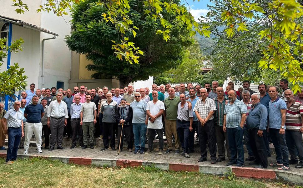 Barajın dibindeki köye 12 kilometrelik sulama hattı!