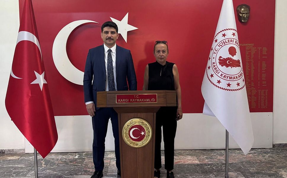 AK Parti İlçe Başkanı Demiral’dan Kaymakam Kayış’a ziyaret