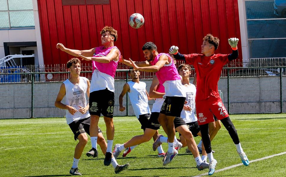Arca Çorum FK U19, Kasımpaşa karşısında ilk galibiyetini arıyor...