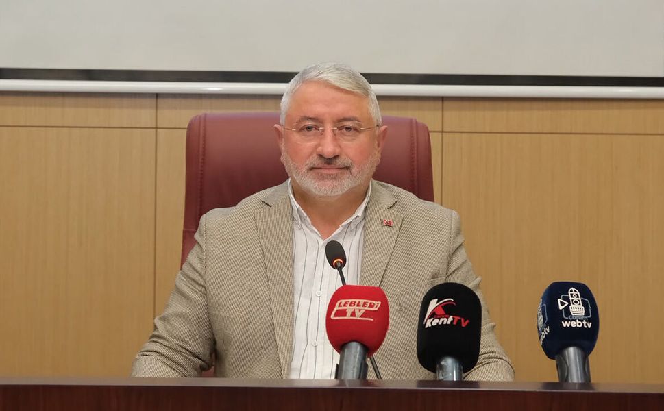 Başkan Aşgın’dan Manifest Tepkisi: "Çıplaklık Özgürlük Değildir!"