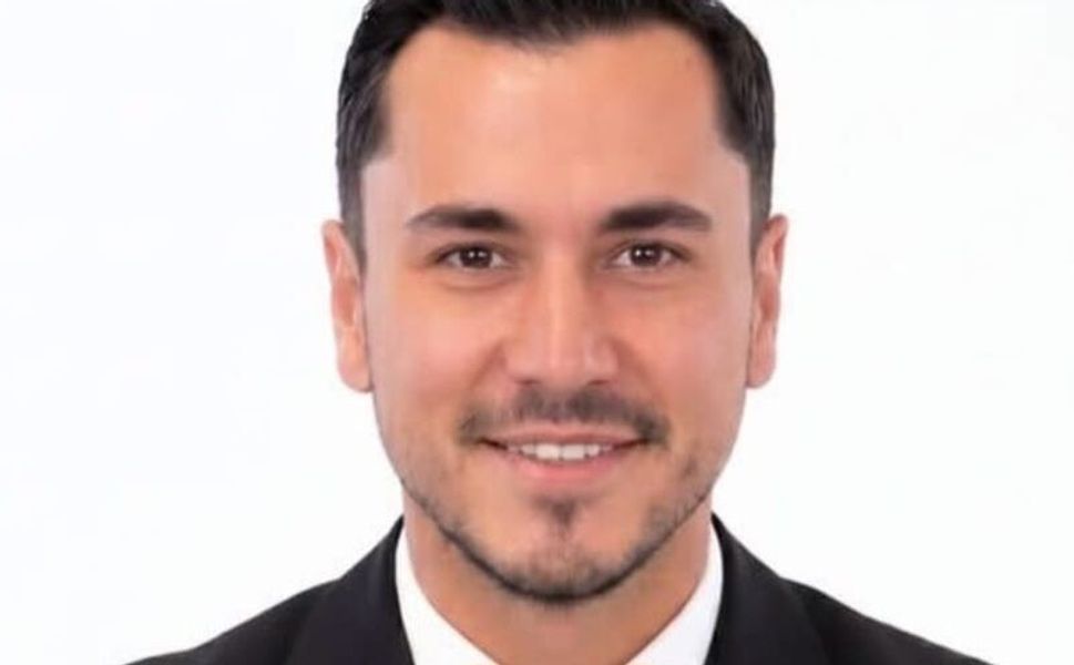Hikmet Burhan Kaya görevinden ayrıldı