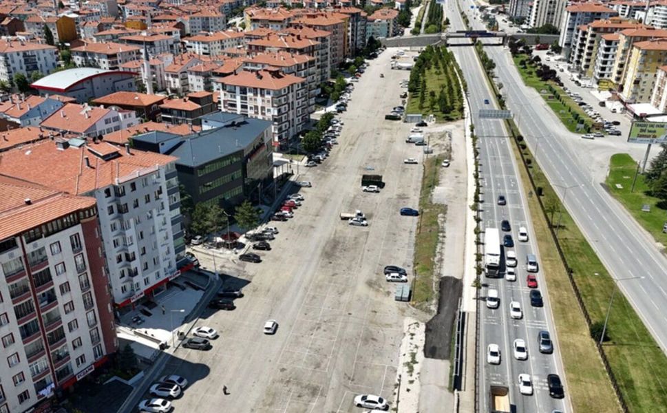 İlim Yayma Cemiyeti Kavşağı’nda bağlantı yolları geçici olarak kapatıldı