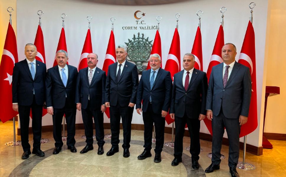 Ticaret Bakanı Ömer Bolat Çorum Valiliği’ni ziyaret etti