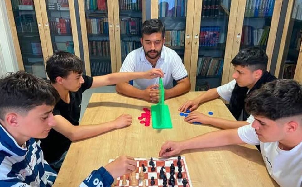 Çorum Ülkü Ocakları’ndan öğrencilere akıl ve zekâ oyunları etkinliği