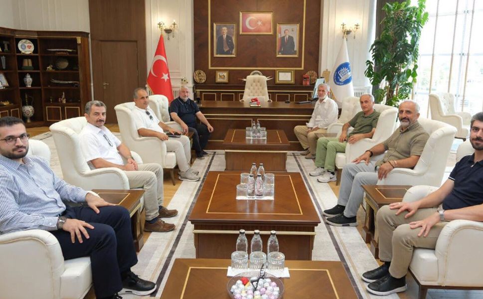 Yedihilal Derneği’nden Başkan Aşgın’a ziyaret