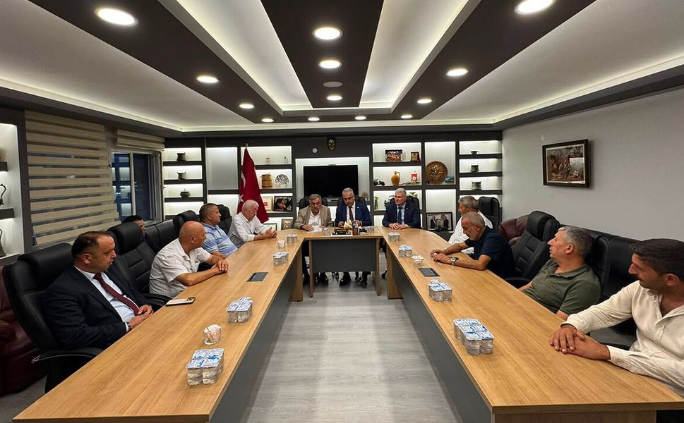Ahlatcı, Çorum esnafının taleplerini dinledi