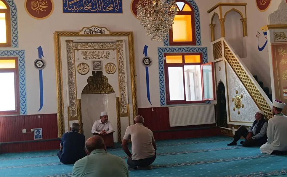 Müftü Eroğlu’ndan Mehmetbeyli Köyü’ne ziyaret