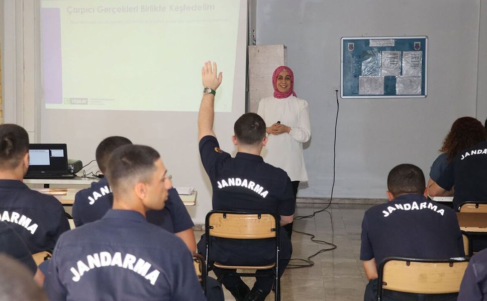 Çorum’da erbaş ve erlere bakın hangi eğitimler verildi?