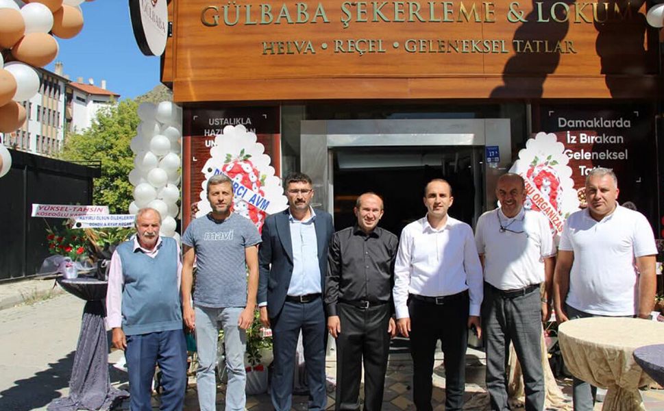 “Gülbaba Şekerleme ve Lokum” satış mağazasını ziyaret etti