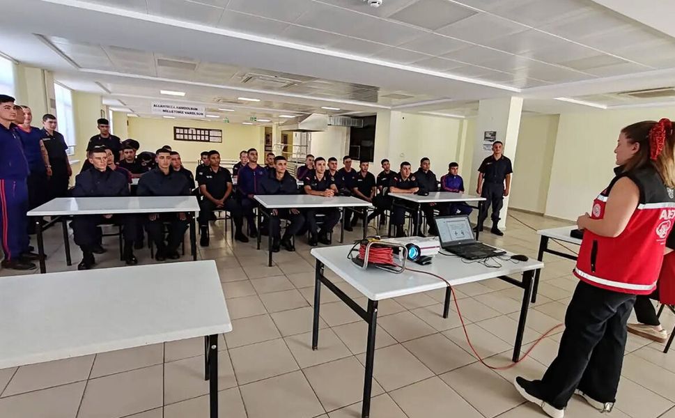 Sungurlu’da er ve erbaşlara tütün bağımlılığı ve evlilik öncesi eğitim