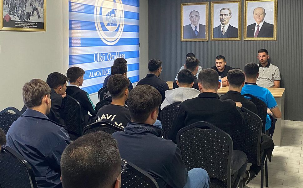Ülkü Ocakları’nda Türk tarihi ve mitolojisi semineri
