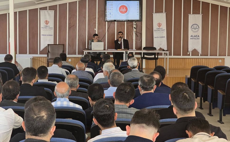 Alaca Müftülüğünde bağımlılıkla mücadele semineri düzenlendi