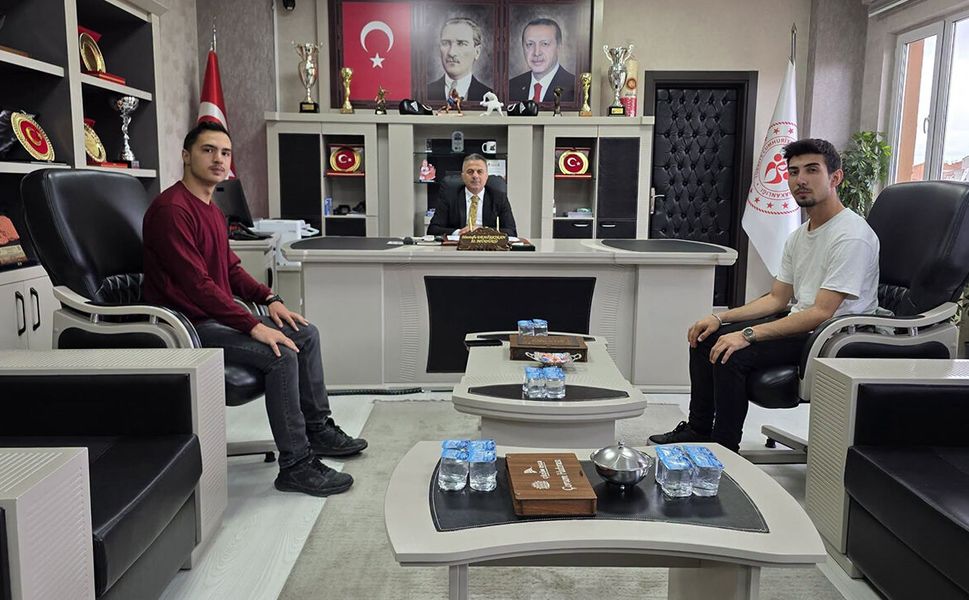 Öğrenci kulüplerinden İl Müdürü Mustafa Demirkıran’a ziyaret
