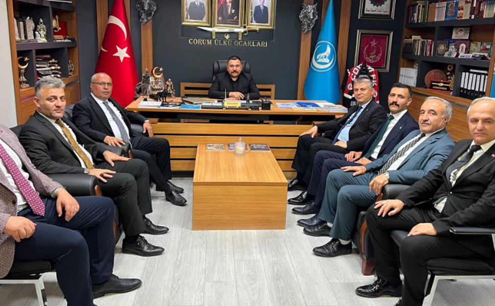 Türk Büro-Sen heyetinden Çorum Ülkü Ocakları’na ziyaret