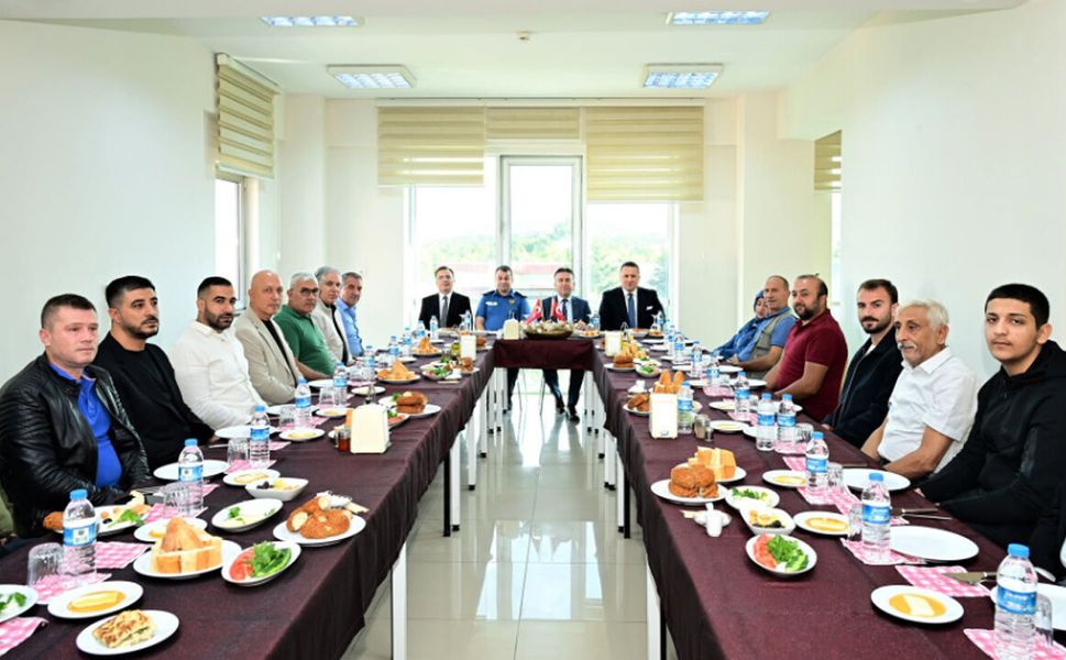 Çorum Emniyet Müdürü Arif Pehlivan gazilerle bir araya geldi