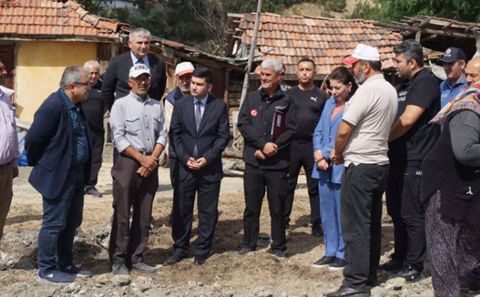 Çorum’da yangının ardından hasar gören hanelerde inceleme