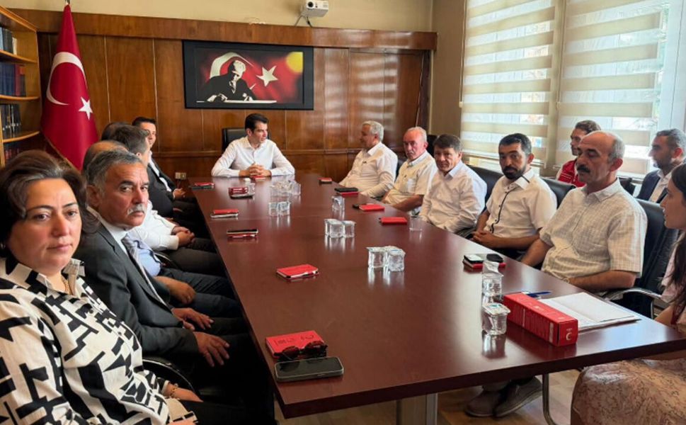 Sungurlu’da kan bağışı seferberliği: Muhtarlarla toplantı yapıldı