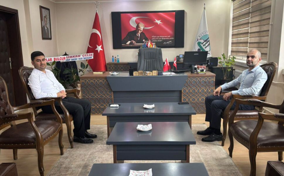 Bayat Hâkimi Elmacıoğlu’ndan Kaymakam Koç’a hayırlı olsun ziyareti