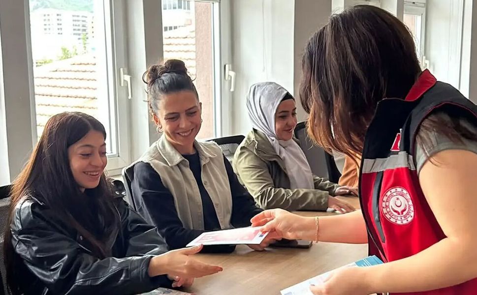 İŞKUR çalışanlarına ‘kadına şiddet’ konulu seminer verildi