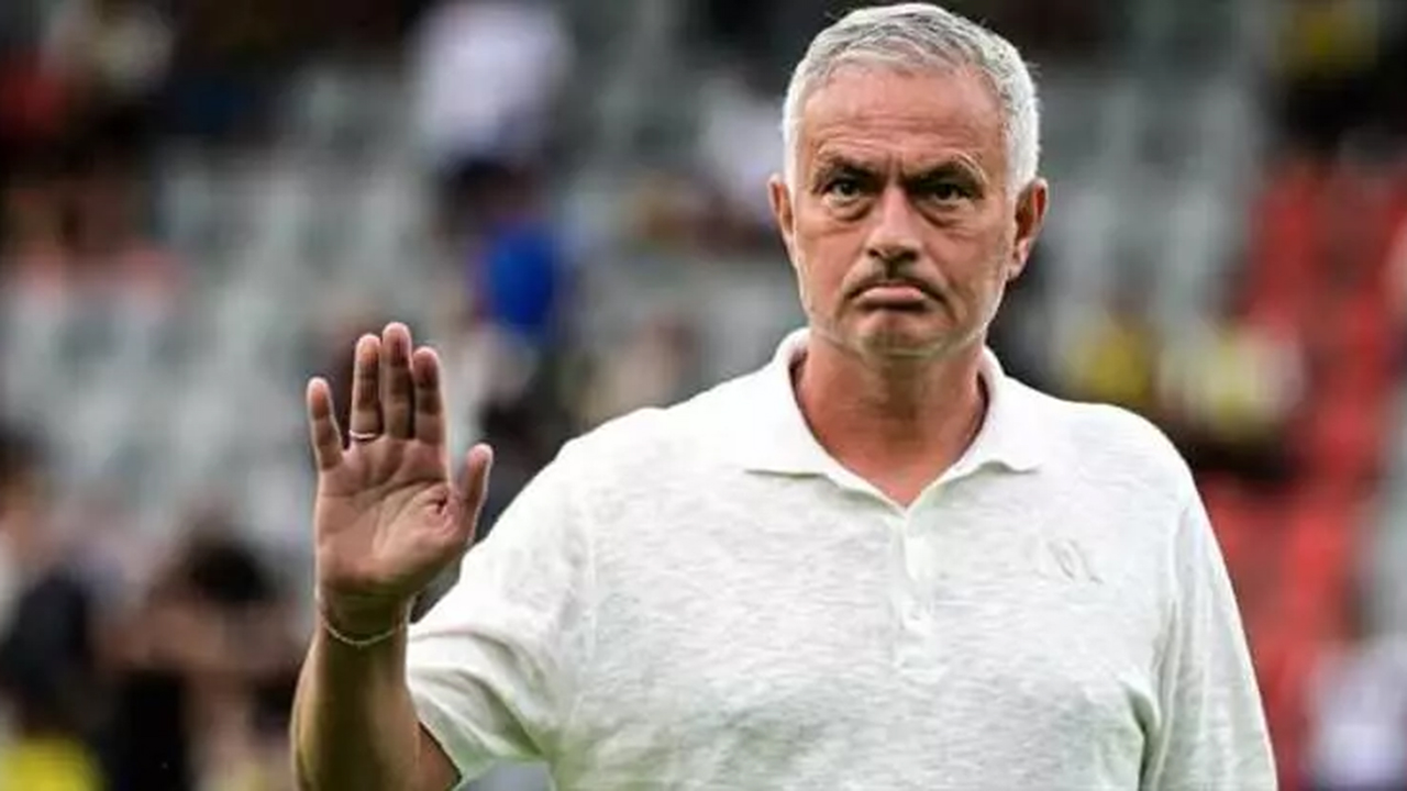 Mourinho 3 oyuncusu için yönetime rapor verdi